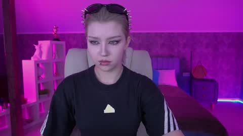 selenairis online show from 06-04-26, 08:20