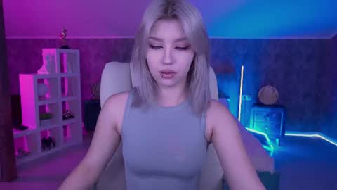 selenairis online show from 06-25-26, 06:51