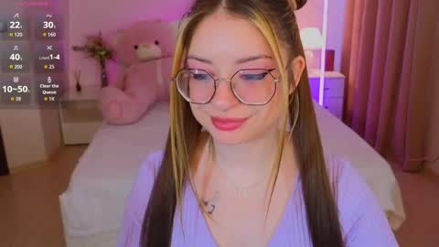 Snapshot of selenamills chatting on 04-11-26, 01:43 selenamills online show from 04-11-26, 01:43