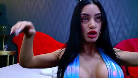 Selena Noir online show from 01-24-25, 08:23