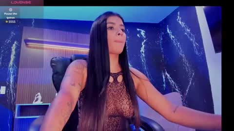 Snapshot of selenastonne chatting on 09-10-25, 10:43 selenastonne online show from 09-10-25, 10:43