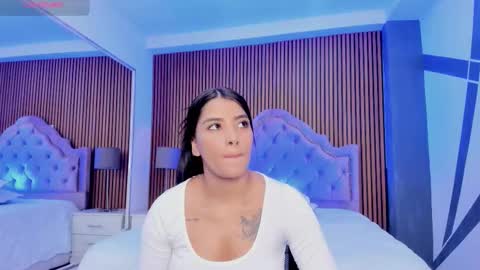 Snapshot of selenastonne chatting on 10-11-25, 08:18 selenastonne online show from 10-11-25, 08:18