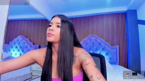 Snapshot of selenastonne chatting on 10-23-25, 08:29 selenastonne online show from 10-23-25, 08:29