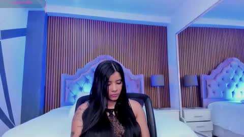 Snapshot of selenastonne chatting on 10-27-25, 08:46 selenastonne online show from 10-27-25, 08:46