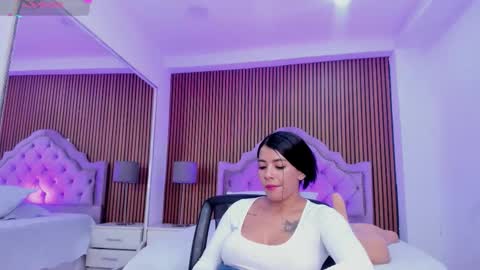 Snapshot of selenastonne chatting on 11-08-25, 09:46 selenastonne online show from 11-08-25, 09:46