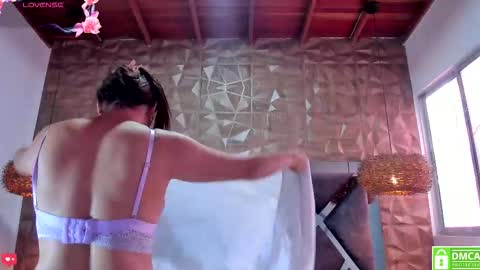 selene__lopez_ online show from 03-22-26, 07:50