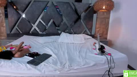 Snapshot of selene__lopez_ chatting on 04-28-26, 02:27 selene__lopez_ online show from 04-28-26, 02:27