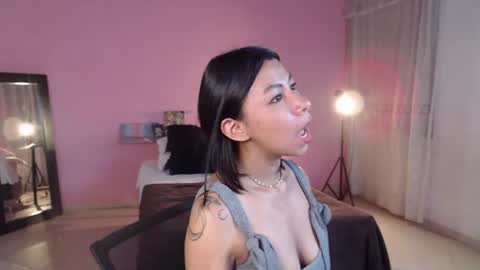 Snapshot of selene_gils chatting on 07-01-26, 07:02 nathy online show from 07-01-26, 07:02