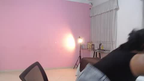 Snapshot of selene_gils chatting on 07-27-26, 06:48 nathy online show from 07-27-26, 06:48
