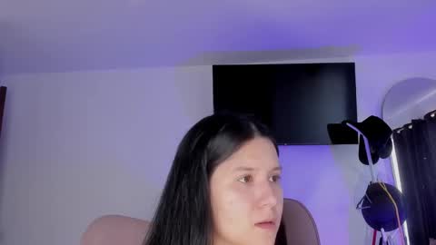 Alejandra  online show from 09-15-25, 01:00