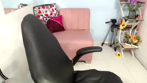 selene online show from 11-04-25, 03:33