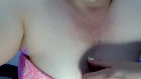 selene online show from 04-15-26, 07:58