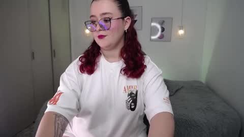 selene_rouse_ online show from 04-01-26, 11:02