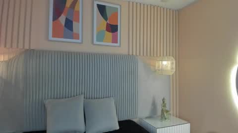 Selene online show from 01-14-26, 03:56