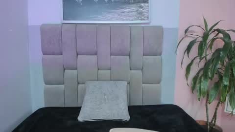 Selene online show from 04-16-26, 09:50