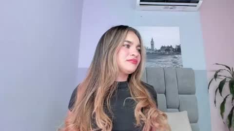 Snapshot of selene_tylor_ chatting on 06-24-26, 08:08 Selene online show from 06-24-26, 08:08