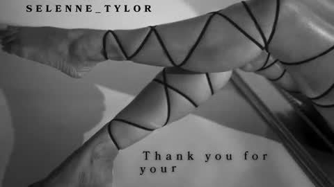 Snapshot of selene_tylor_ chatting on 07-15-26, 07:30 Selene online show from 07-15-26, 07:30