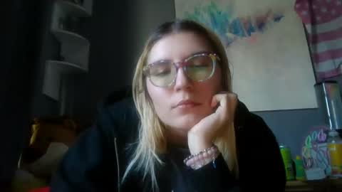 Snapshot of selenebaby chatting on 01-08-25, 06:31 Selene online show from 01-08-25, 06:31