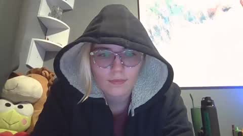 Snapshot of selenebaby chatting on 01-18-25, 06:45 Selene online show from 01-18-25, 06:45