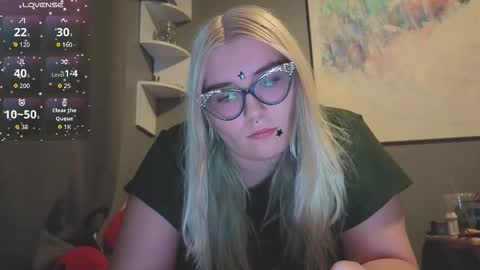 Snapshot of selenebaby chatting on 03-15-26, 09:43 Selene online show from 03-15-26, 09:43