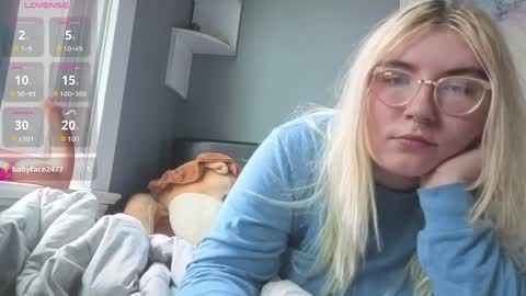 Selene online show from 04-19-26, 01:10