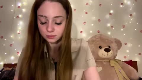 Kylie online show from 06-11-26, 01:20