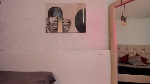 Snapshot of selenem_ chatting on 09-29-25, 11:48 Selene online show from 09-29-25, 11:48