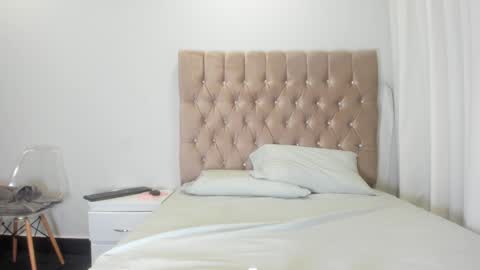 Selene online show from 09-29-25, 11:04