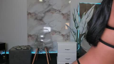 Selene online show from 11-17-25, 09:09