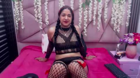 Snapshot of selenerose69 chatting on 12-05-25, 02:09 selenerose69 online show from 12-05-25, 02:09