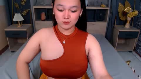 Snapshot of selenesantiago chatting on 10-24-25, 09:22 joan online show from 10-24-25, 09:22