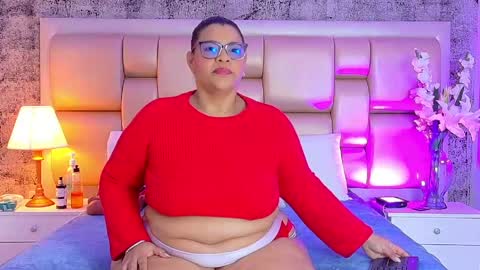 Selenna Cooper online show from 04-21-26, 11:49