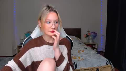 Simon and Alice online show from 10-30-25, 08:42