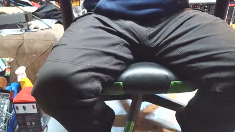 Snapshot of selfpound chatting on 05-08-26, 02:06 selfpound online show from 05-08-26, 02:06