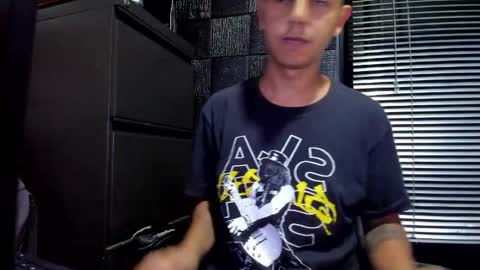 selfsuck_balls online show from 05-26-26, 10:50