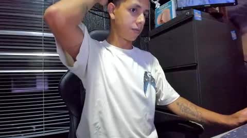selfsuck_balls online show from 06-23-26, 01:14