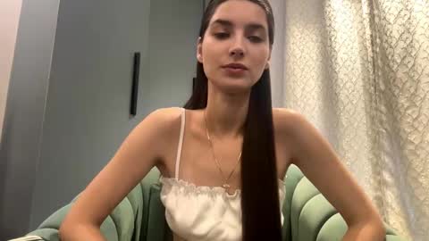 Sofia online show from 11-04-25, 08:24