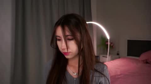 Snapshot of selinadiercks chatting on 11-23-25, 03:23 Elizabeth online show from 11-23-25, 03:23