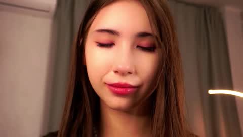 Snapshot of selinadiercks chatting on 11-29-25, 03:15 Elizabeth online show from 11-29-25, 03:15