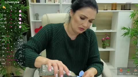 Snapshot of selinesole_ chatting on 12-11-24, 11:32 Seline online show from 12-11-24, 11:32