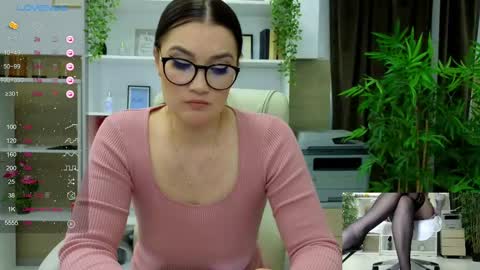 Snapshot of selinesole_ chatting on 02-18-25, 07:41 Seline online show from 02-18-25, 07:41