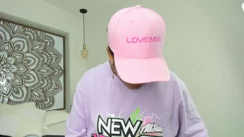 Selket online show from 01-21-25, 11:03