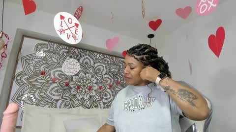 Selket online show from 02-04-25, 10:54