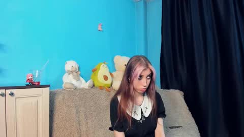 Mindy online show from 12-20-24, 03:42