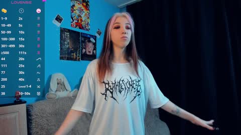 Mindy online show from 01-10-25, 04:12