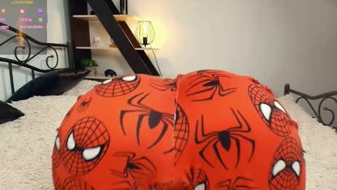 Julia online show from 04-01-26, 01:41