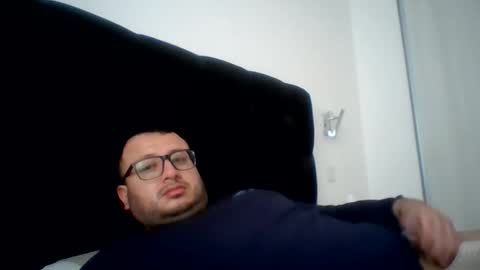 sementalpajero online show from 10-05-25, 12:14