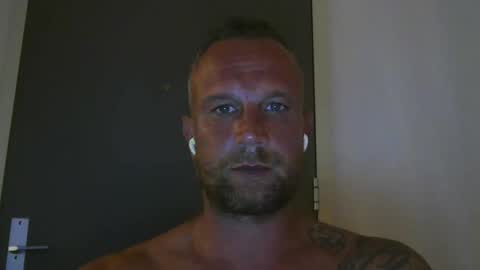 sence08 online show from 09-15-25, 05:35