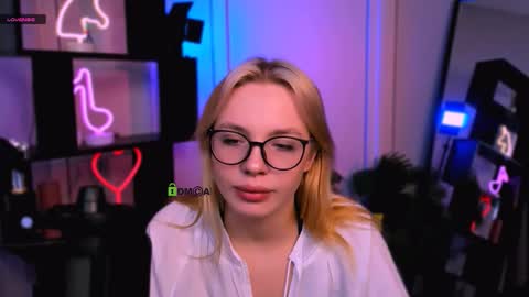 Sendi online show from 11-26-25, 12:17