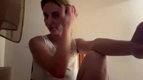 Sennya online show from 10-30-25, 09:15